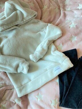 Calvin Klein Jeans White Fleece Set 5/6